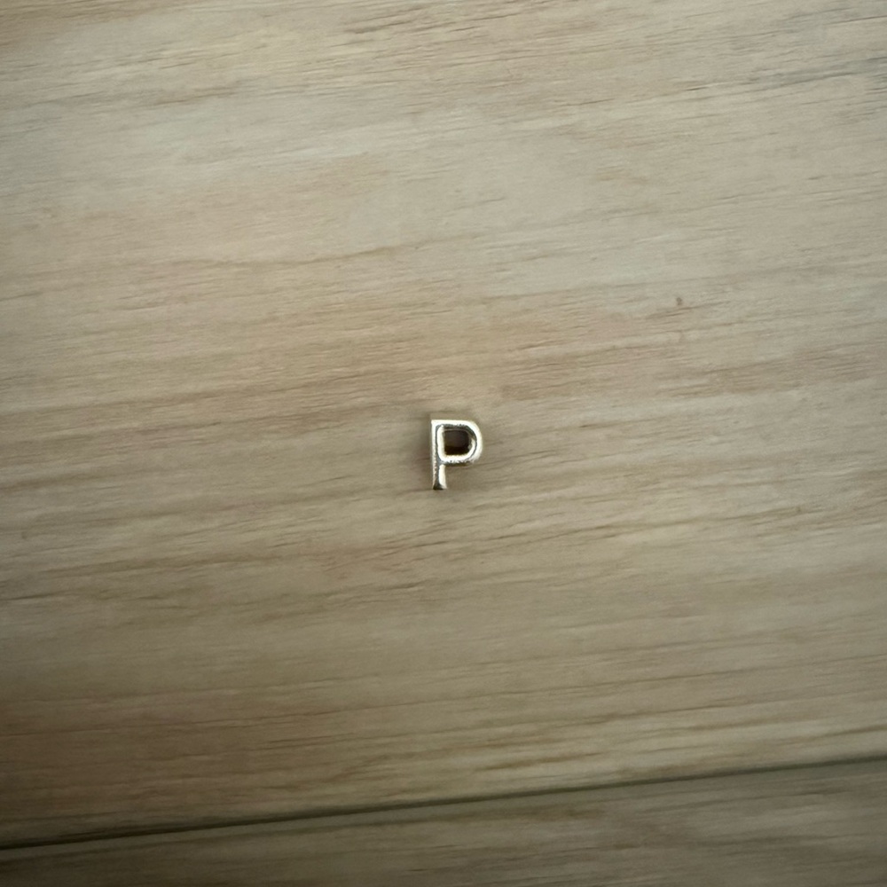 Pandora Charm Initial P